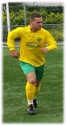 Niels op het voetbalveld
